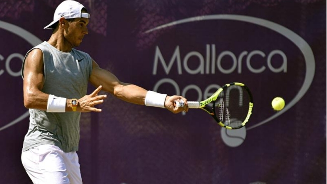 Rafael Nadal: Federer es el máximo favorito en Wimbledon, sin duda