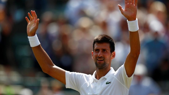 Novak Djokovic aplastó a Adam Pavlasek y pasó a tercera ronda en Wimbledon