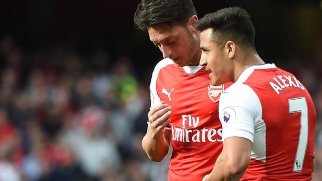 Mesut Ozil: La salida de Alexis golpearía duro a Arsenal