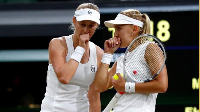 Vesnina y Makarova celebraron en el dobles femenino de Wimbledon