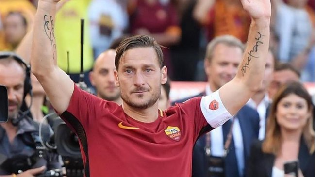 Francesco Totti anunció que comenzará su carrera directiva en AS Roma