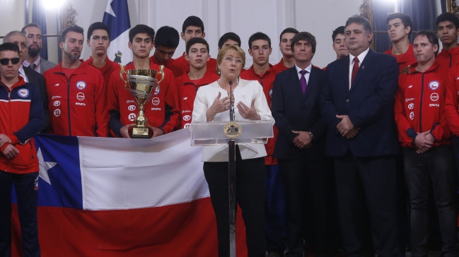 Bachelet: Queremos deportistas motivados y no decepcionados por el poco reconocimiento