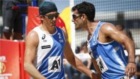 Los primos Grimalt debutaron con triunfo en el Mundial Voleibol Playa