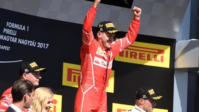 Sebastian Vettel triunfó en el Gran Premio de Hungría y retuvo el liderato de la Fórmula 1