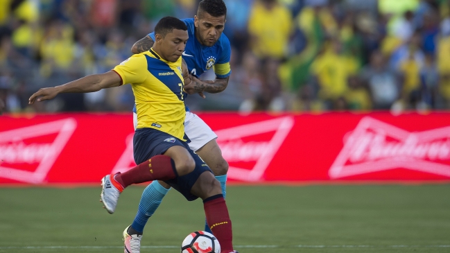 Técnico de Ecuador confirmó bajas de jugadores clave para duelo con Brasil