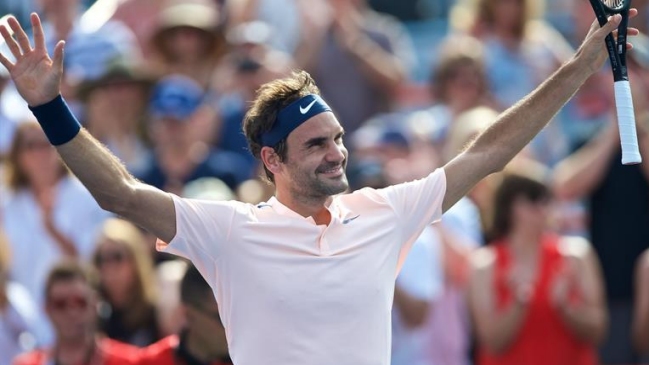 Roger Federer dio otro paso firme y se instaló en semifinales del Masters de Montreal