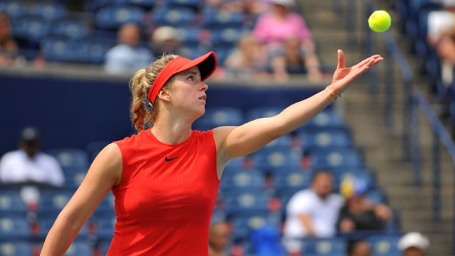 Elina Svitolina barrió a Simona Halep y se citó con Wozniacki en la final de Toronto