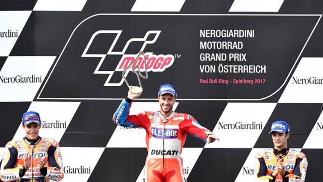 Andrea Dovizioso superó a Marc Márquez y ganó el Gran Premio de Austria en el MotoGP