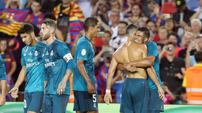 Real Madrid demolió a Barcelona en el Camp Nou por la ida de la Supercopa de España