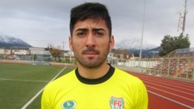 Jonathan Salgado, el arquero goleador de Osorno: "Me dicen el Chilavert chileno"