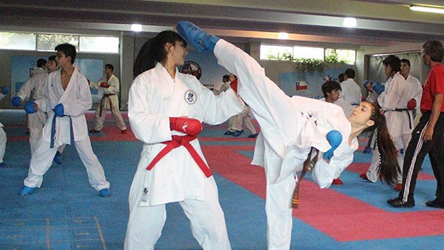 Karateca chilena Valentina Toro es la primera del mundo en el ránking junior de la WKF