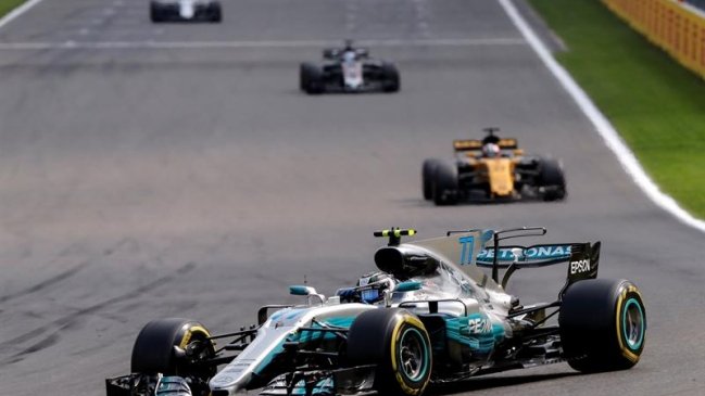 Valtteri Bottas mantuvo el dominio de Mercedes en las prácticas de Imola