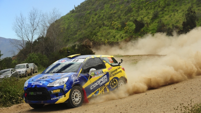 Rally Mobil: Cristóbal Vidaurre ganó el GP de Vicuña y es el nuevo líder en la categoría R3
