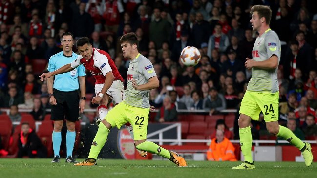 Despertó Alexis Sánchez y Arsenal dio vuelta el marcador ante Colonia por la Europa League
