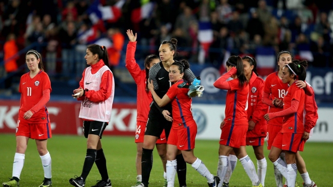 La Roja femenina enfrenta a París FC en un amistoso internacional en Francia