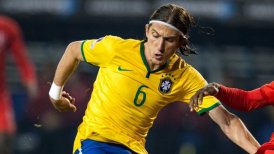 Brasil suma problemas: Filipe Luis se lesionó y es duda para el duelo con Chile