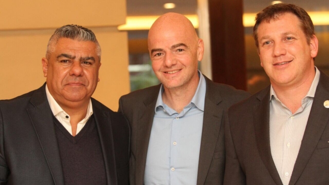 Presidentes de la FIFA y Conmebol llegaron de visita a Argentina