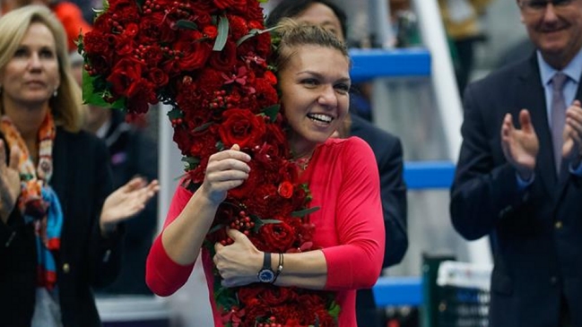 Simona Halep alcanzó la final en Beijing y aseguró ser la nueva número uno del mundo