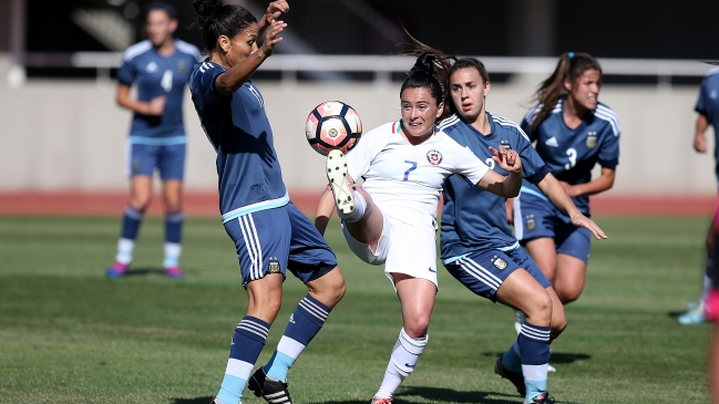 La selección chilena femenina igualó con Argentina en duelo amistoso