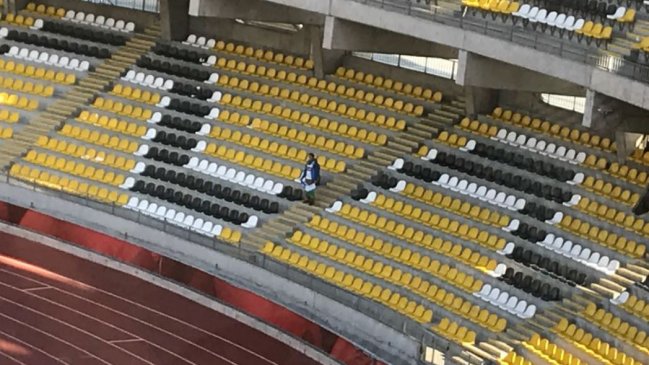 Solitario hincha de Puerto Montt en Coquimbo sacó aplausos del club y los jugadores