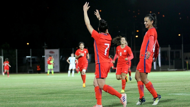 La Roja femenina apabulló a Argentina en la inauguración del Estadio Diaguita de Ovalle