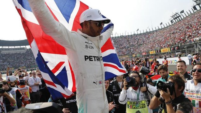 Lewis Hamilton: En mi cabeza, el objetivo a futuro será dificultar la vida de Sebastian Vettel