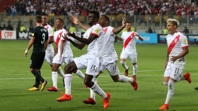 Perú alcanzó la gloria y acabó con 36 años de sequía mundialista tras vencer a Nueva Zelanda