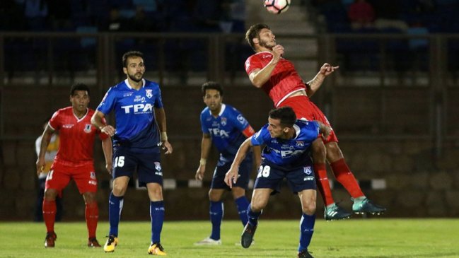 San Marcos de Arica venció a Unión La Calera y tomó ventaja en la carrera por el ascenso