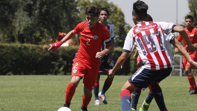 La selección chilena sub 17 sufrió ante Chivas un nuevo tropiezo en la Copa UC