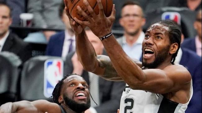 Leonard y Aldridge lideraron victoria de Spurs sobre los Nets en la NBA