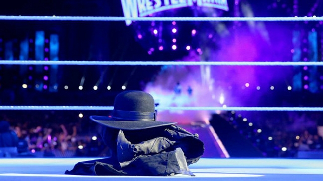 El "retiro" de The Undertaker y los reinados de Lesnar y Mahal destacaron en el 2017 de WWE