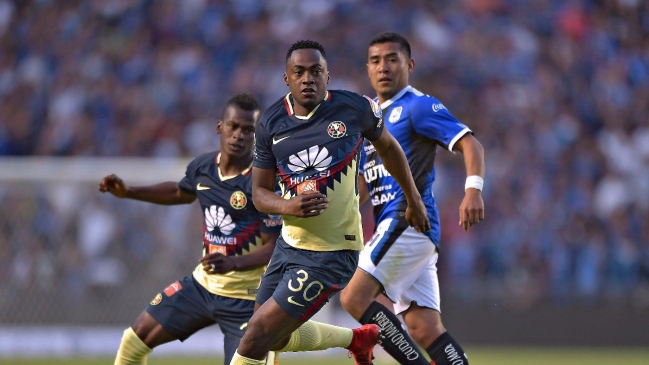 Edson Puch debutó en caída de Querétaro ante América por la liga mexicana
