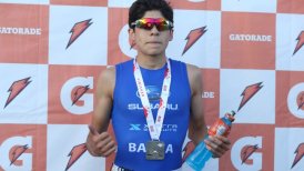 Los triatletas Cristóbal Baeza y Victoria Aguilar se quedaron con el "Ironkids" de Pucón