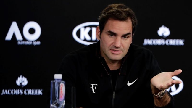 Roger Federer se baja el perfil: No creo que un jugador de 36 años sea el favorito en Australia