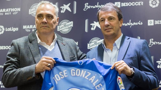 Málaga de Manuel Iturra presentó José González como nuevo entrenador