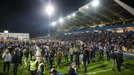 Duelo entre Estoril y FC Porto en Portugal fue suspendido por miedo a que cediera una tribuna