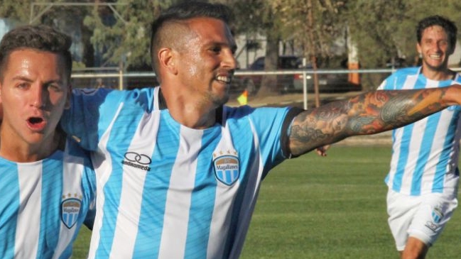 Mark González guió el triunfo de Magallanes sobre Coquimbo Unido en la Primera B