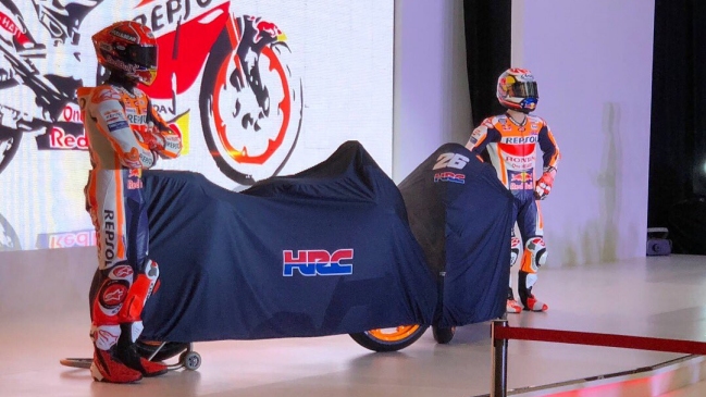 Márquez y Pedrosa vistieron de gala al equipo Repsol Honda 2018