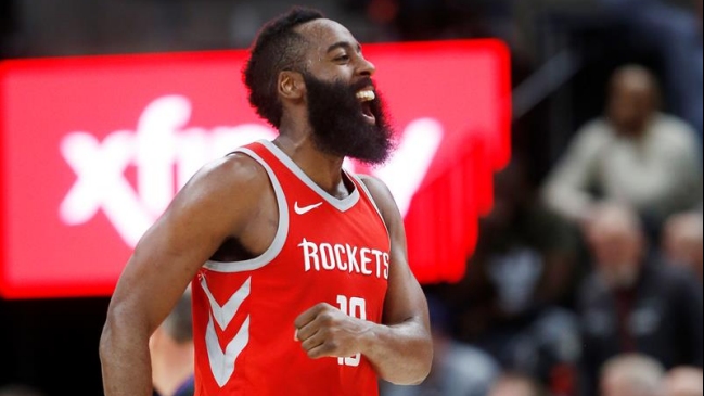 Rockets y Warriors llegaron a 50 triunfos en su lucha por la mejor marca en la NBA