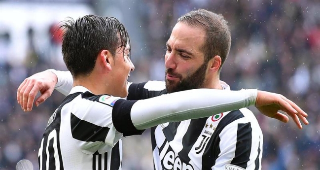 Juventus le metió presión a Napoli en la Serie A tras cómodo triunfo ante Udinese