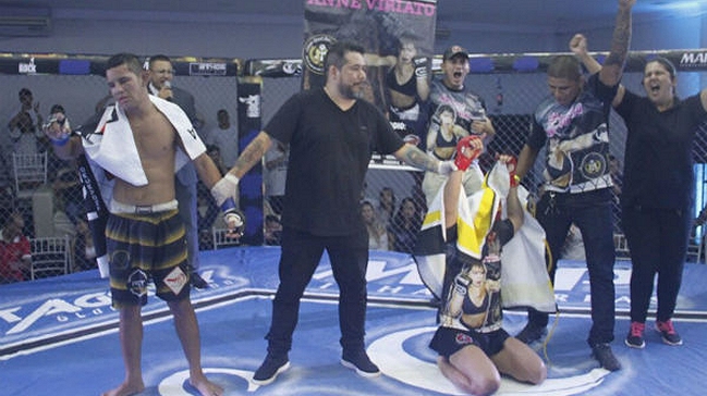 Mujer trans venció a luchador en evento brasileño de artes marciales mixtas