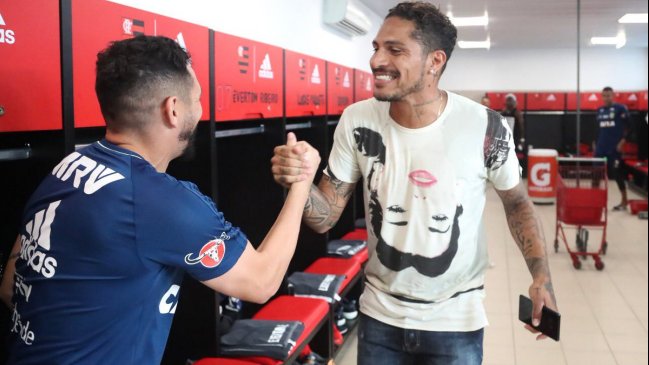 Paolo Guerrero retomó los entrenamientos con Flamengo y provocó alegría en sus compañeros