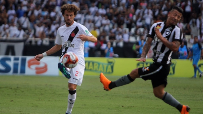 Leonardo Valencia jugó en derrota de Botafogo por la final del Campeonato Carioca