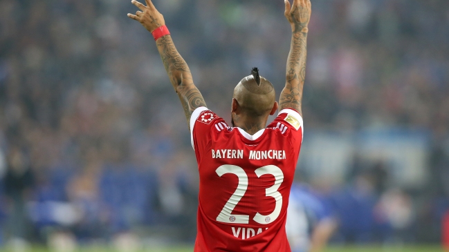 Arturo Vidal salió lesionado del duelo entre Bayern Munich y Sevilla