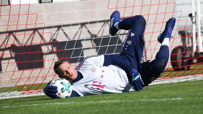 Manuel Neuer volvió a hacer fútbol tras larga lesión