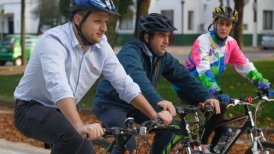 Autoridades se movilizaron en bicicleta para esperar el Día Internacional del Deporte
