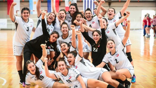 Selección chilena femenina clasificó al Mundial juvenil de Balonmano