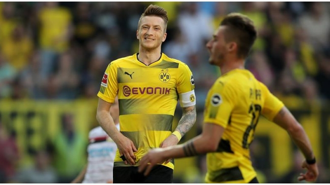 Borussia Dortmund apabulló a Bayer Leverkusen de Charles Aránguiz