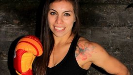 Daniela Asenjo peleará por el título mundial de la FIB ante Debora Dionicius