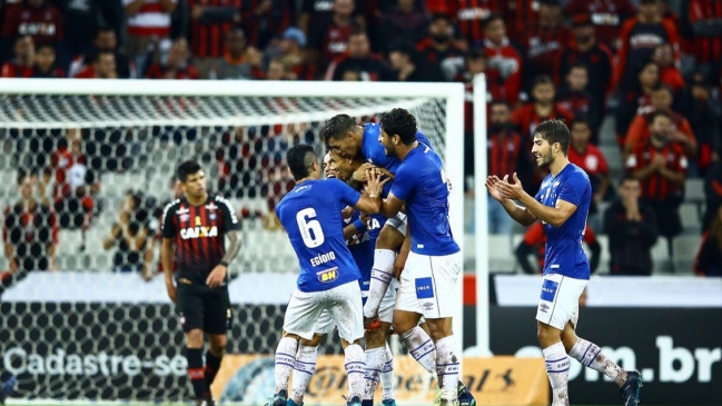 Copa de Brasil: Atlético Paranaense de Esteban Pavez cayó en remontada de Cruzeiro